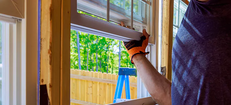 >Bay Window Curtain Rail Track in North Miami Beach, FL