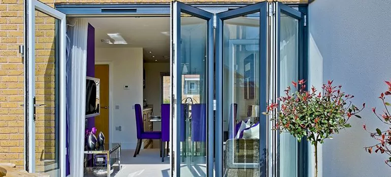 Commercial Door Glass Repair in North Miami Beach, FL